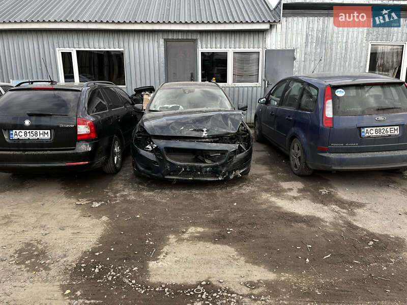 Volvo V60 (2011)