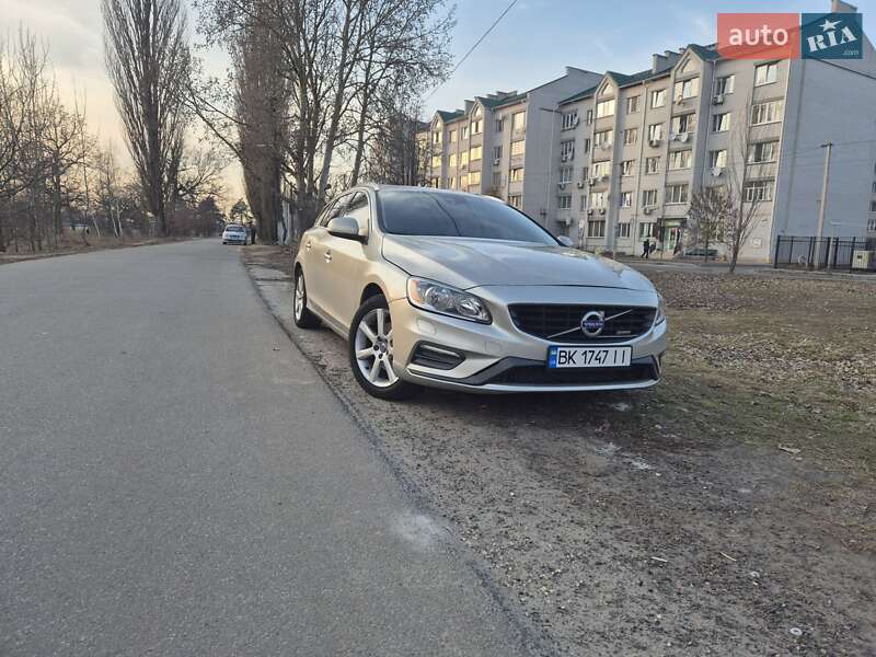 Volvo V60 (2016)