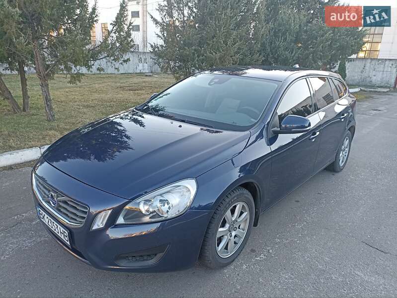 Volvo V60 (2012)