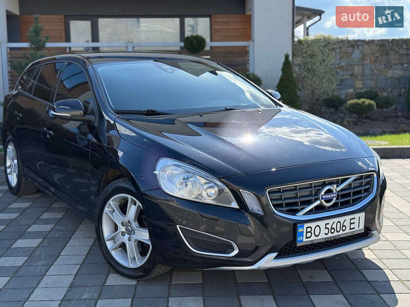Volvo V60 (2011)