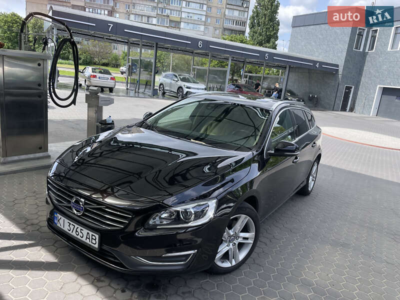 Volvo V60 (2014)