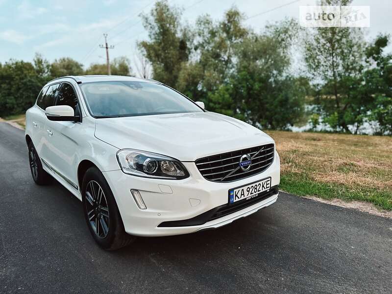 Volvo Xc60 (2016)