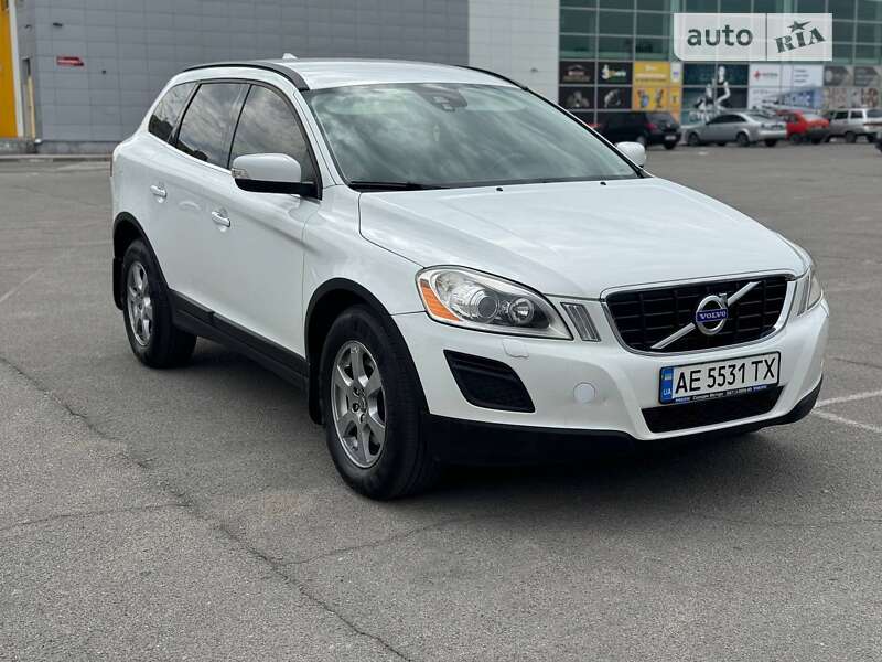 Volvo Xc60 (2011)