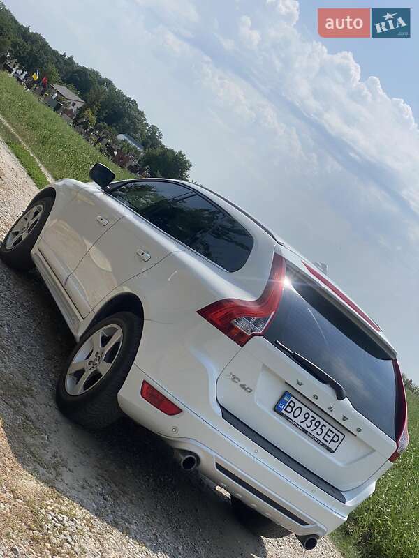 Volvo Xc60 (2013)