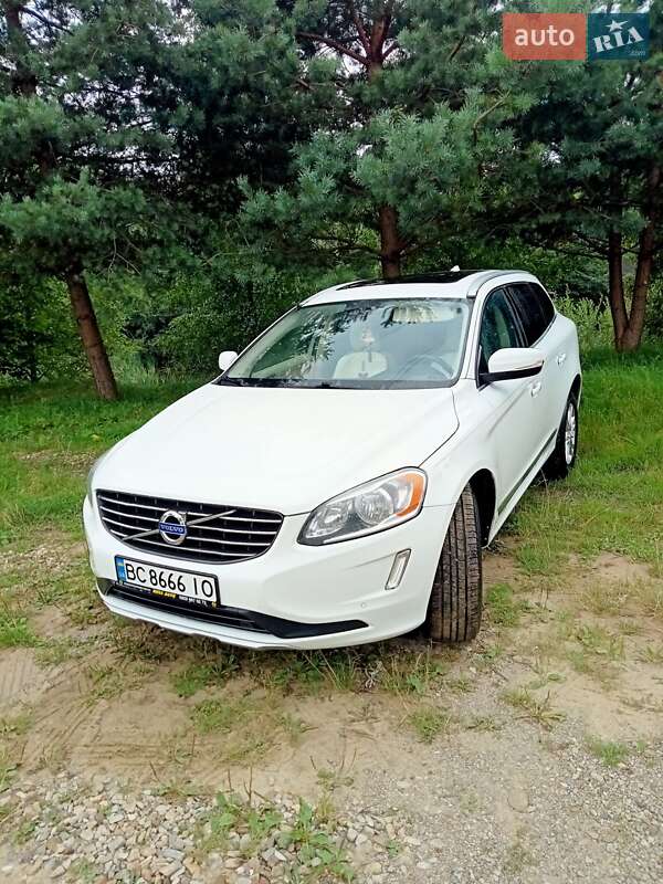 Volvo Xc60 (2015)