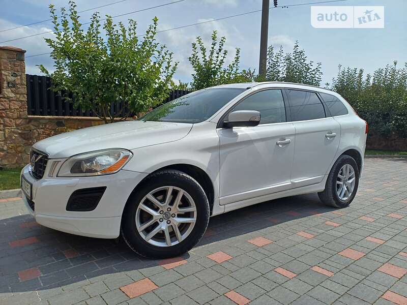 Volvo Xc60 (2011)