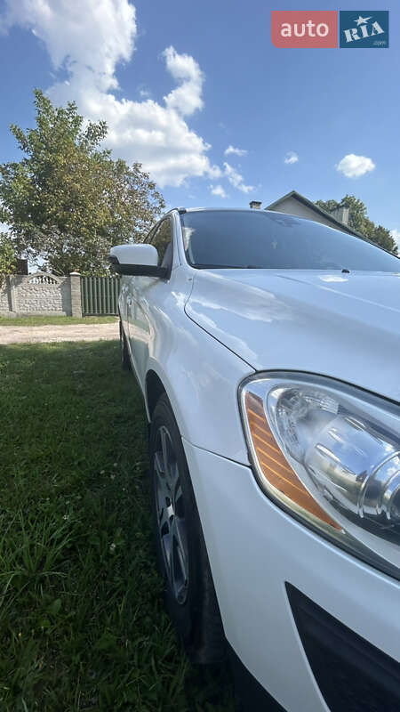 Volvo Xc60 (2010)