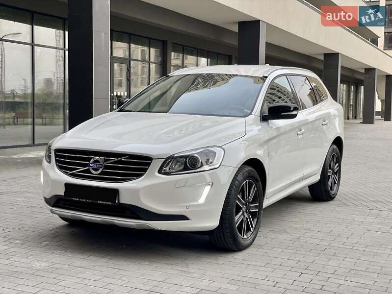 Volvo Xc60 (2017)