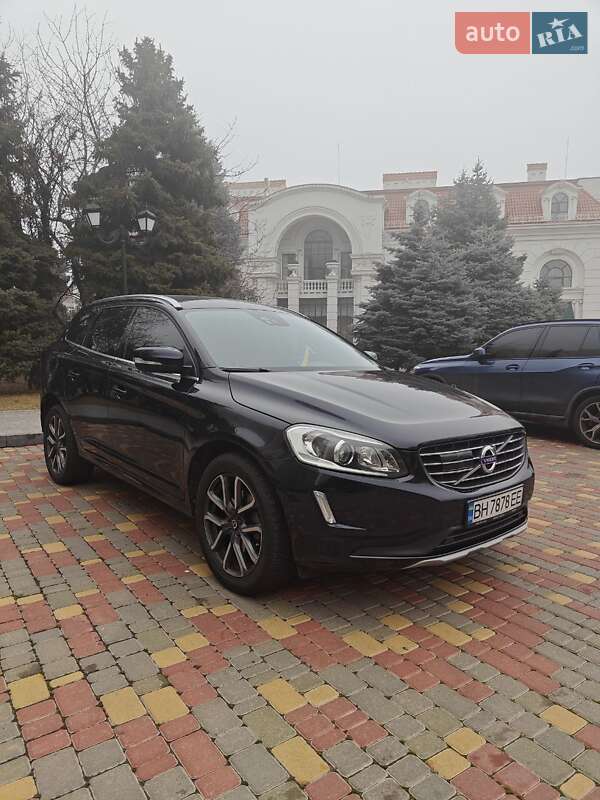 Volvo Xc60 (2017)