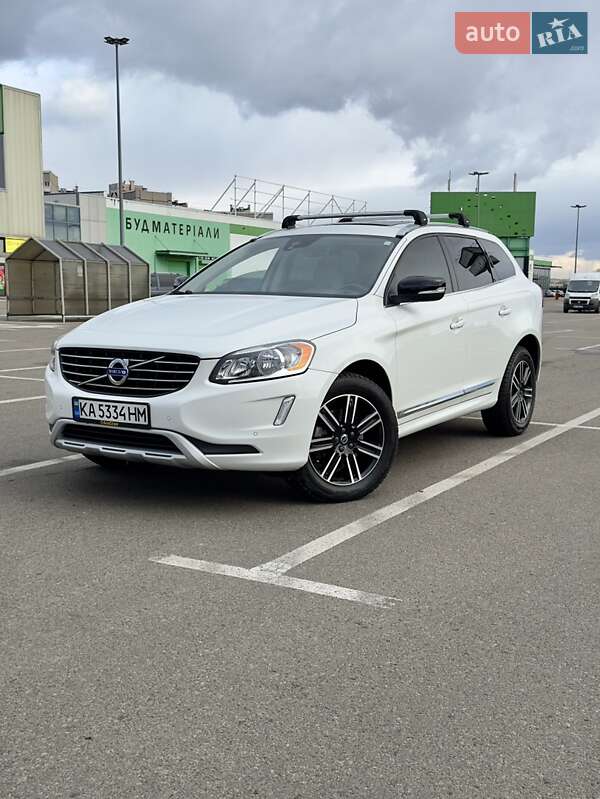 Volvo Xc60 (2017)