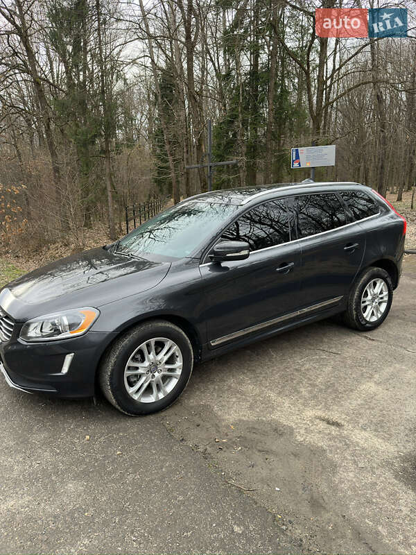 Volvo Xc60 (2015)