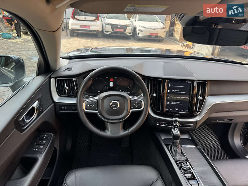 Volvo Xc60 (2017)
