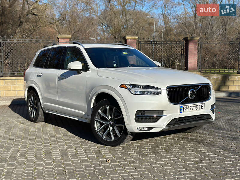 Volvo Xc90 (2016)