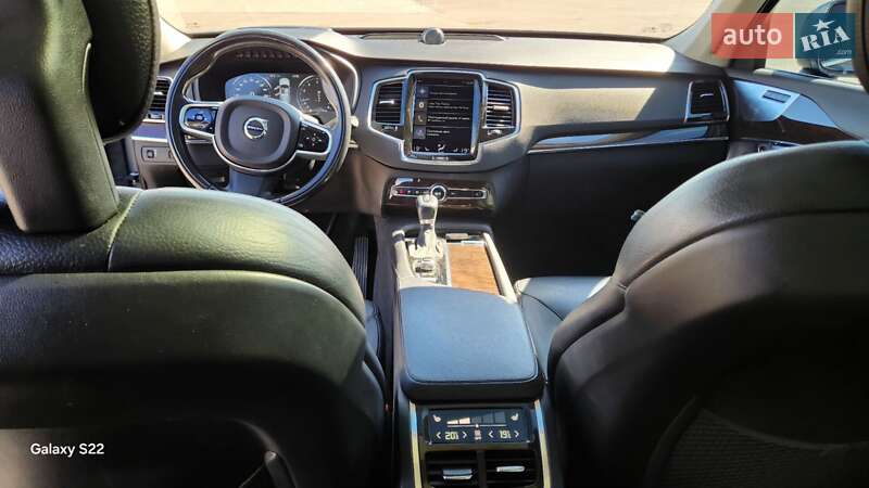 Volvo Xc90 (2015)