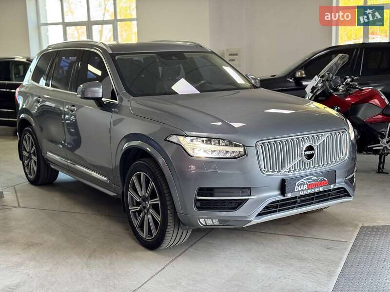 Volvo Xc90 (2015)