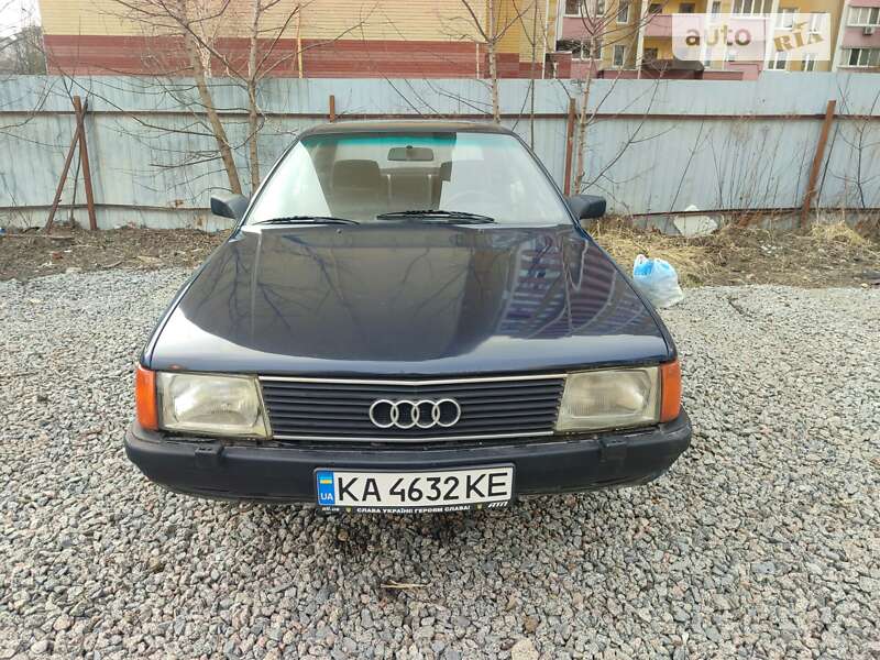 Audi 100 (1987)