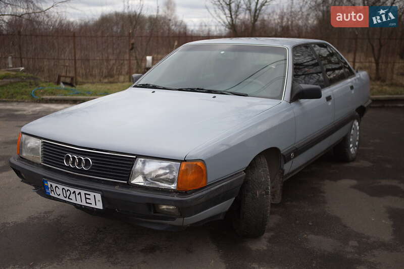 Audi 100 (1989)