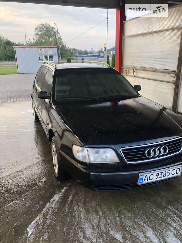 Audi 100 (1992)