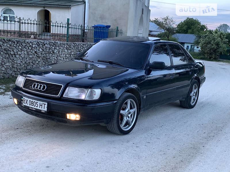 Audi 100 (1992)