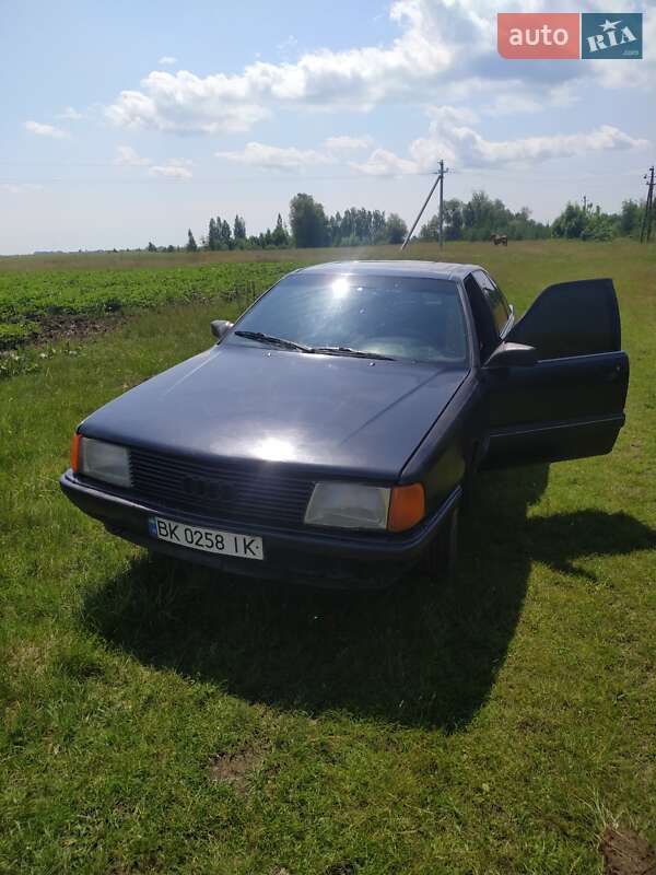 Audi 100 (1990)