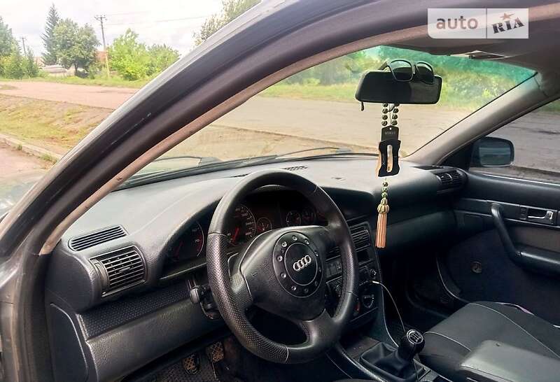 Audi 100 (1992)