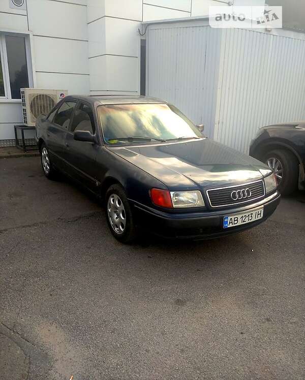 Audi 100 (1992)