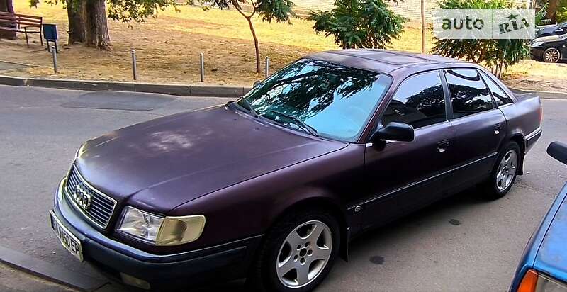 Audi 100 (1994)