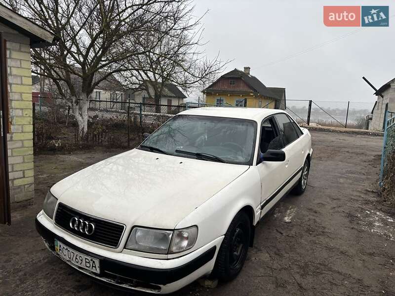 Audi 100 (1992)