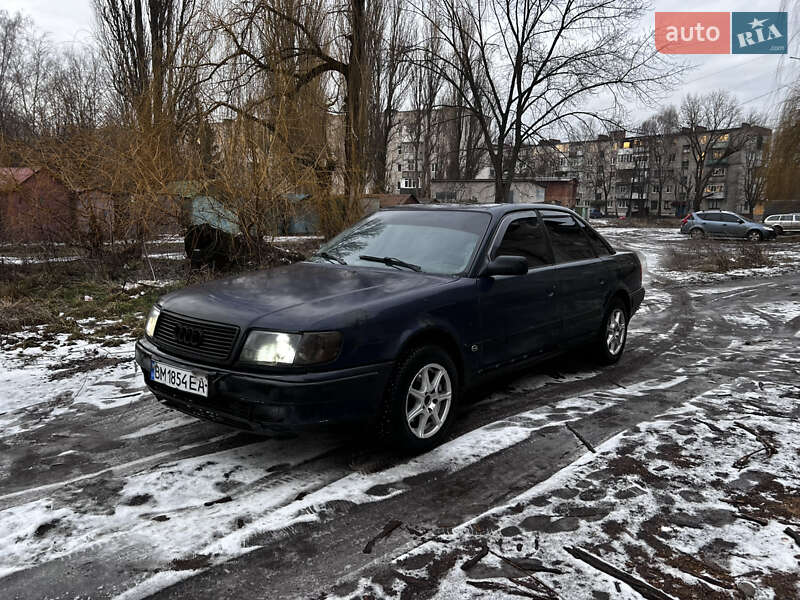 Audi 100 (1992)