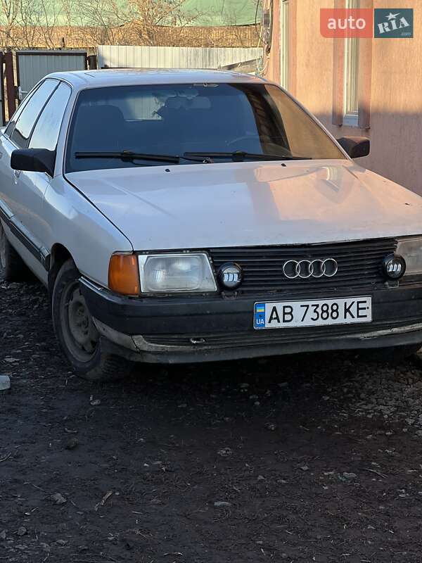 Audi 100 (1988)