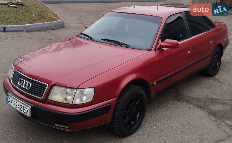 Audi 100 (1992)