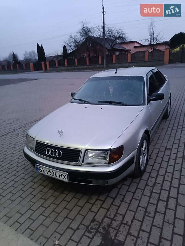 Audi 100 (1993)