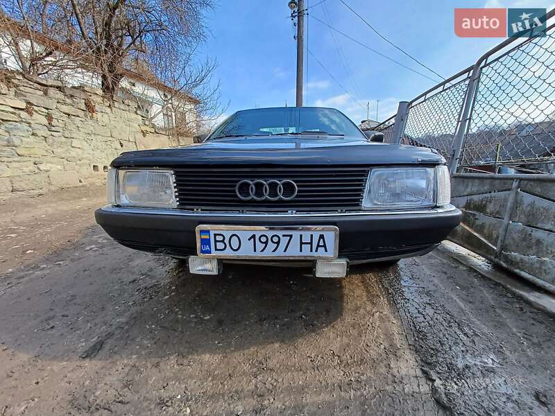 Audi 100 (1988)