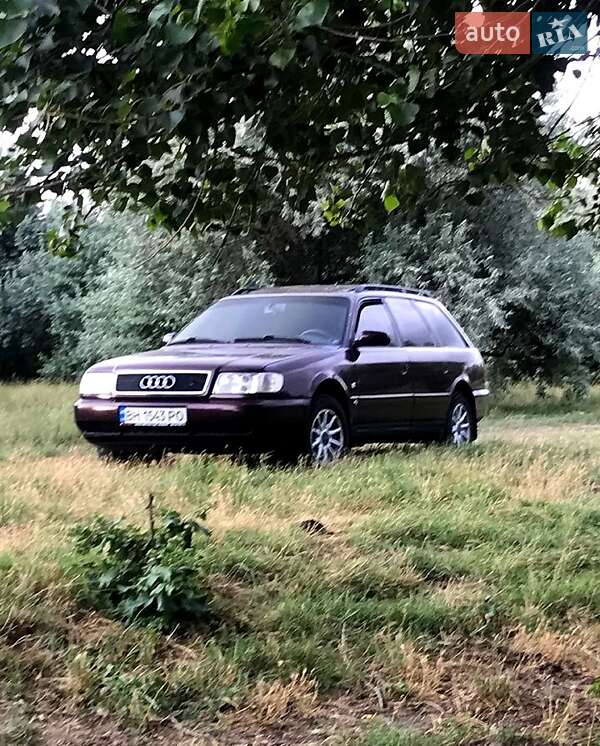 Audi 100 (1993)