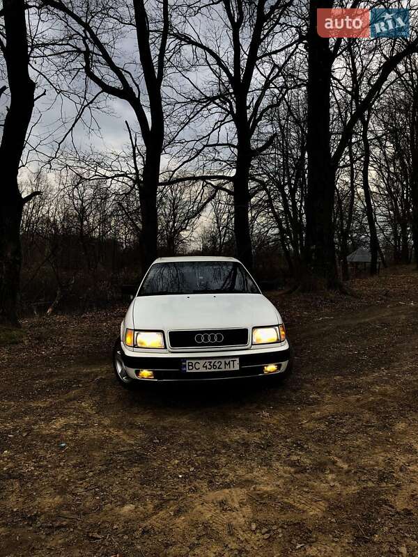 Audi 100 (1992)