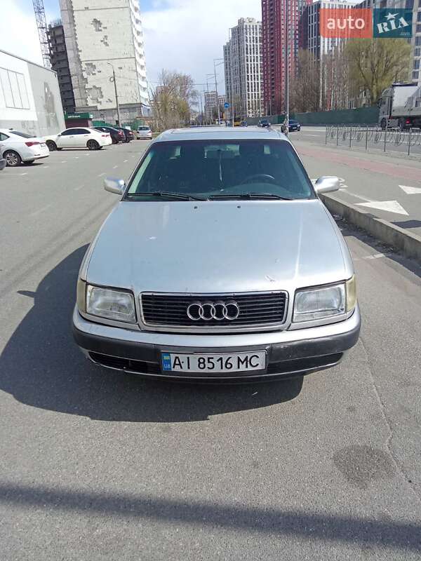 Audi 100 (1992)