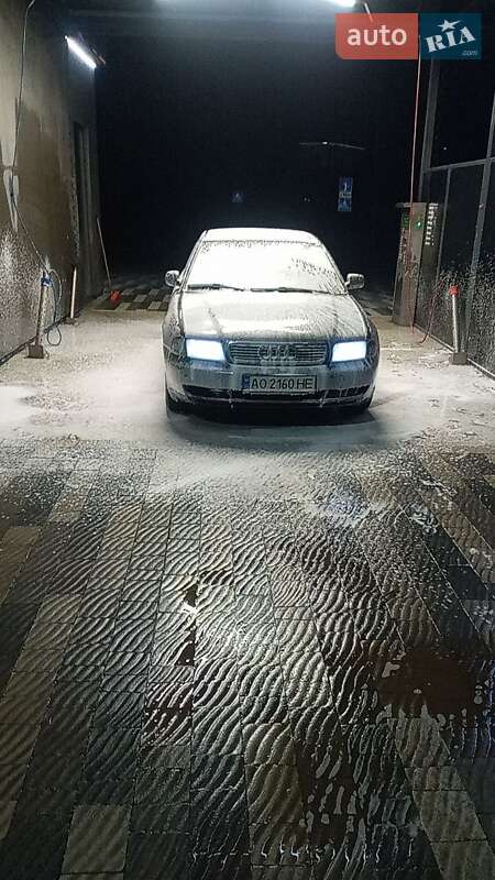 Audi A4 (1997)