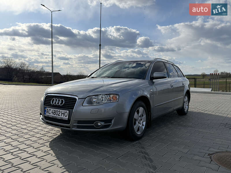 Audi A4 (2004)