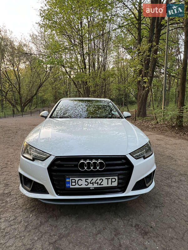 Audi A4 (2019)