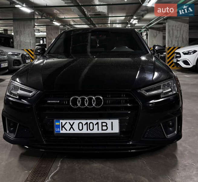 Audi A4 (2019)