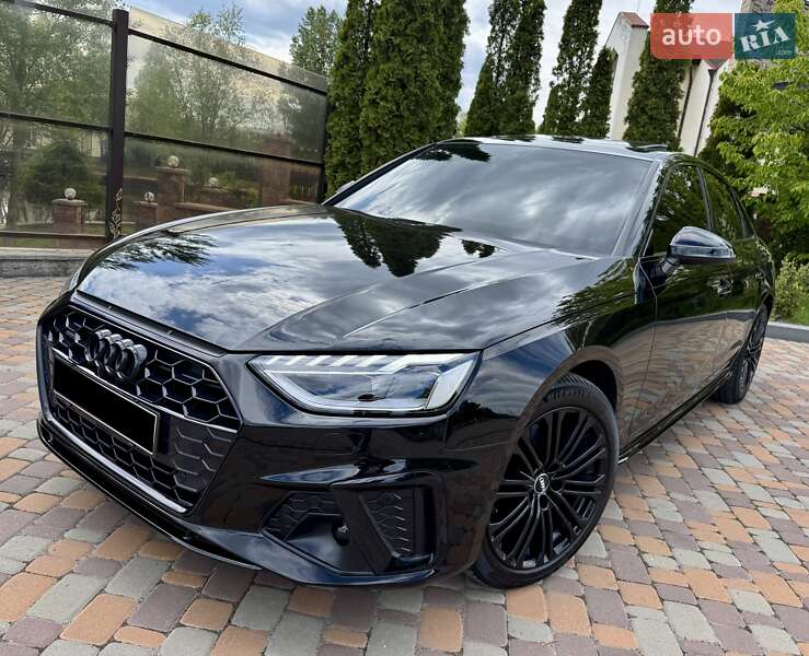 Audi A4 (2020)