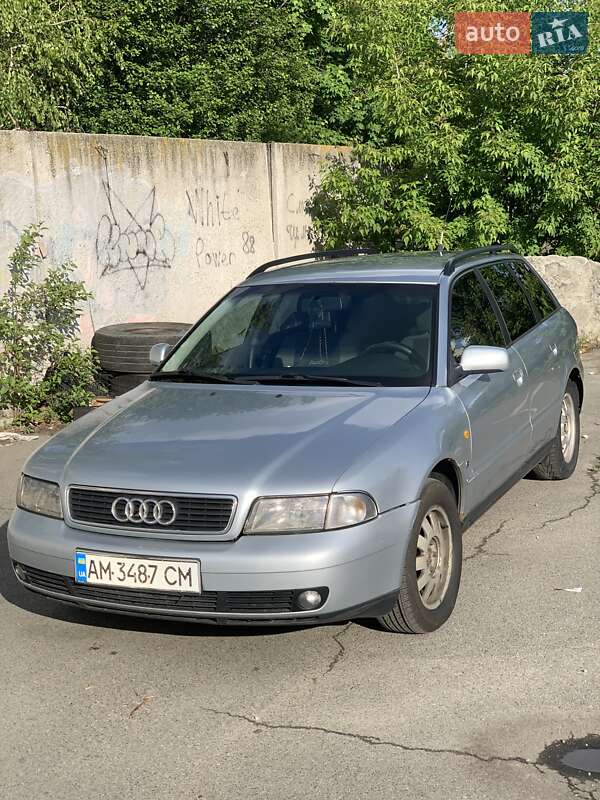 Audi A4 (1997)