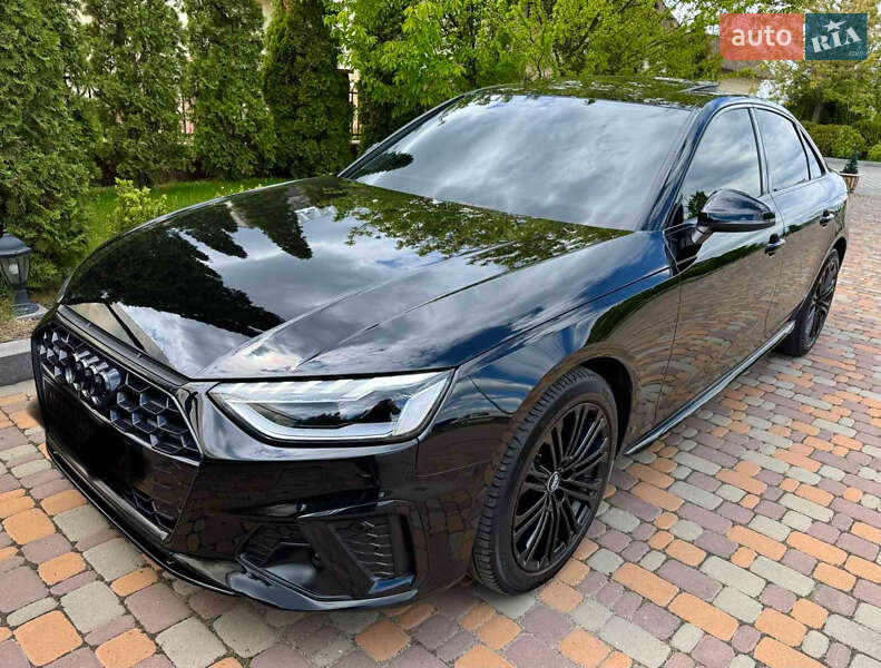 Audi A4 (2020)
