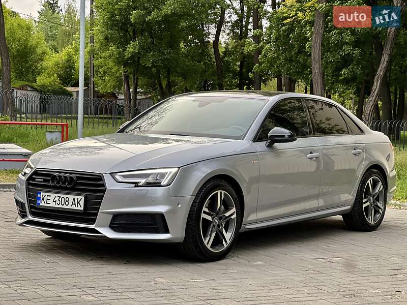Audi A4 (2017)