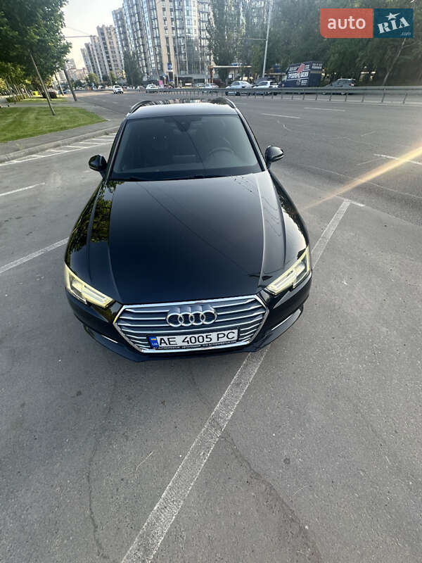 Audi A4 (2016)