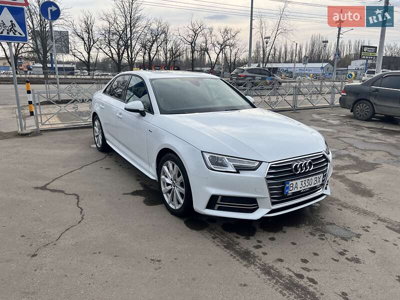 Audi A4 (2017)