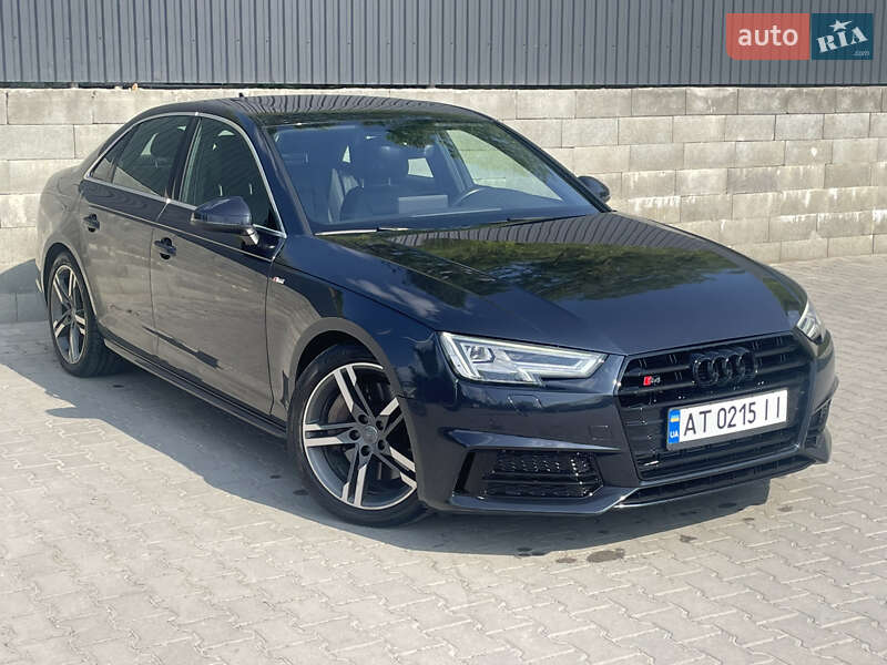 Audi A4 (2018)
