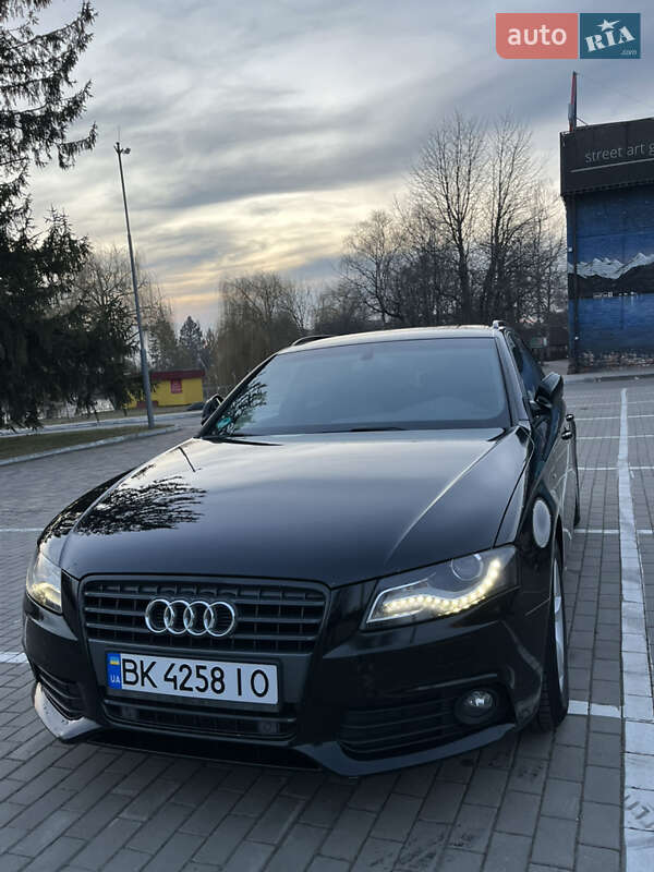 Audi A4 (2011)