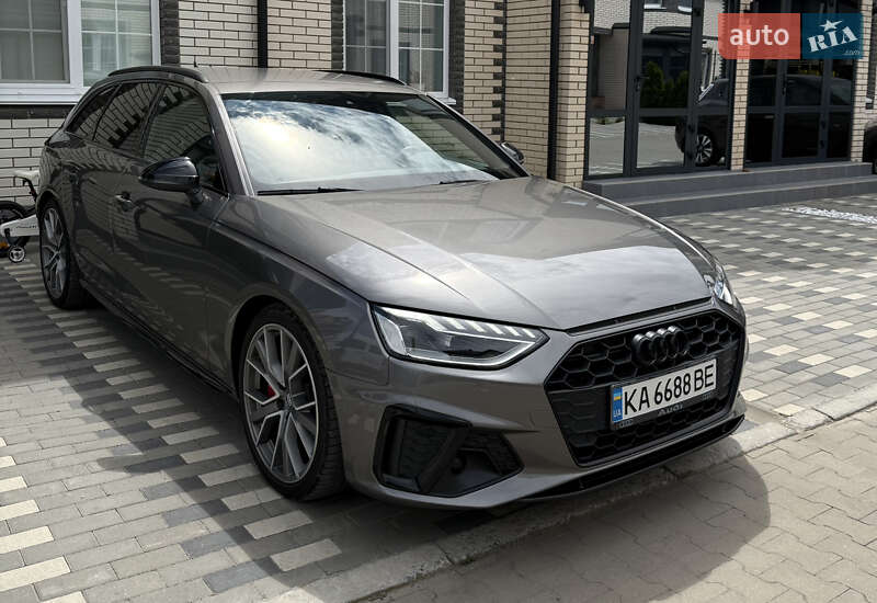 Audi A4 (2019)