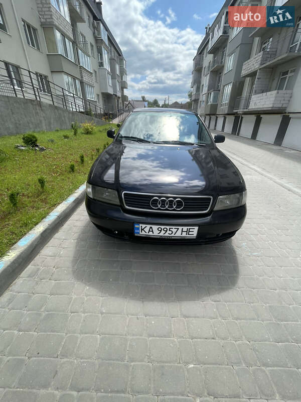 Audi A4 (1998)